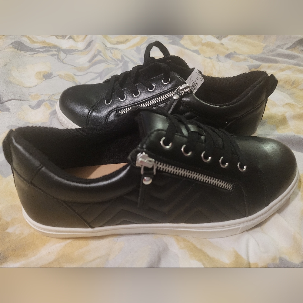 New Torrid Side Zip Sneakers WW